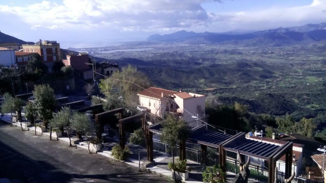 B&B Sa Clarera Baunei Exterior foto